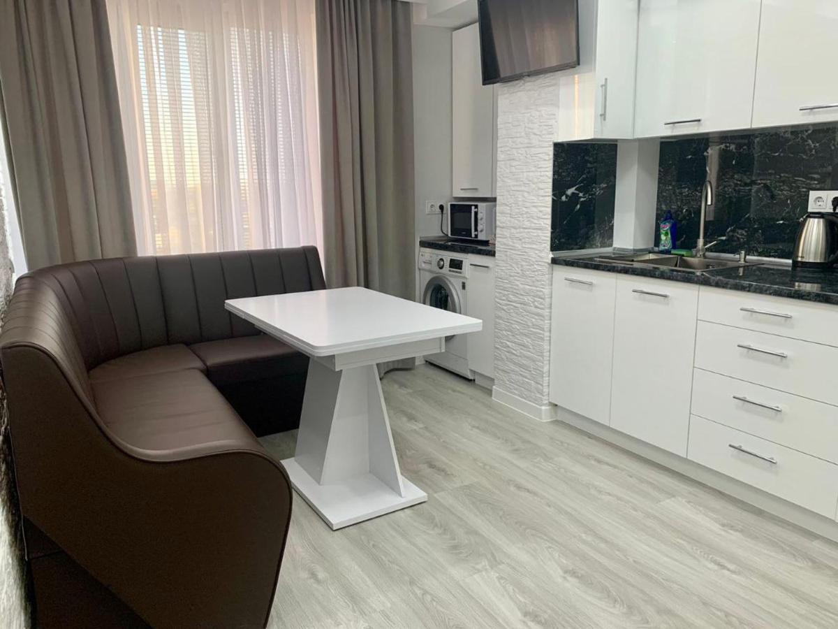 Apartament On Lev Tolstoi 43B! Apartment Chisinau Exterior photo